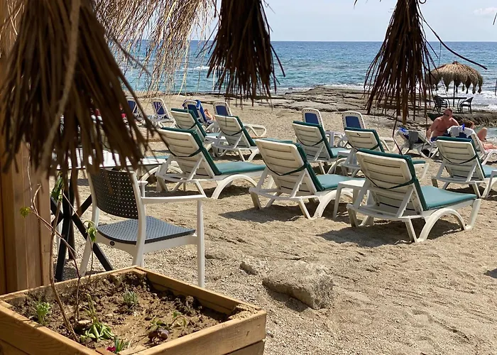 Semt Luna Beach